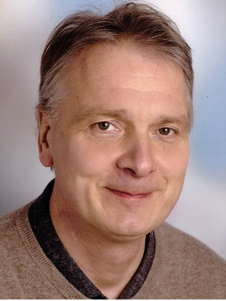 Dr. Thomas Hansen